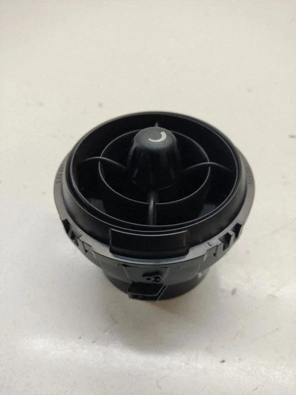 Dash center air vent grill 9801436
