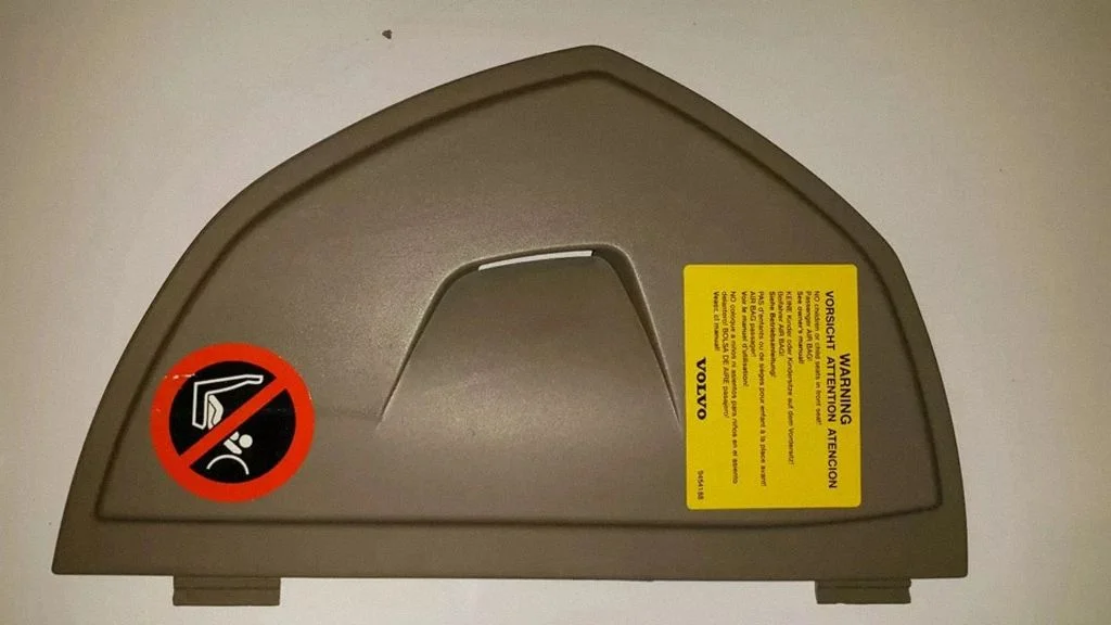 Panel deski rozdzielczej (boczny) 9158382