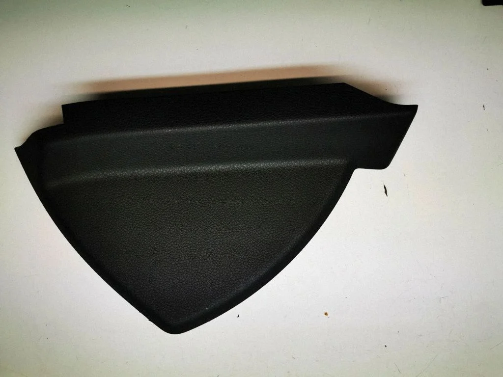 Dashboard side end trim – Mercedes-Benz C-Class AMG W204 (2007-2014)