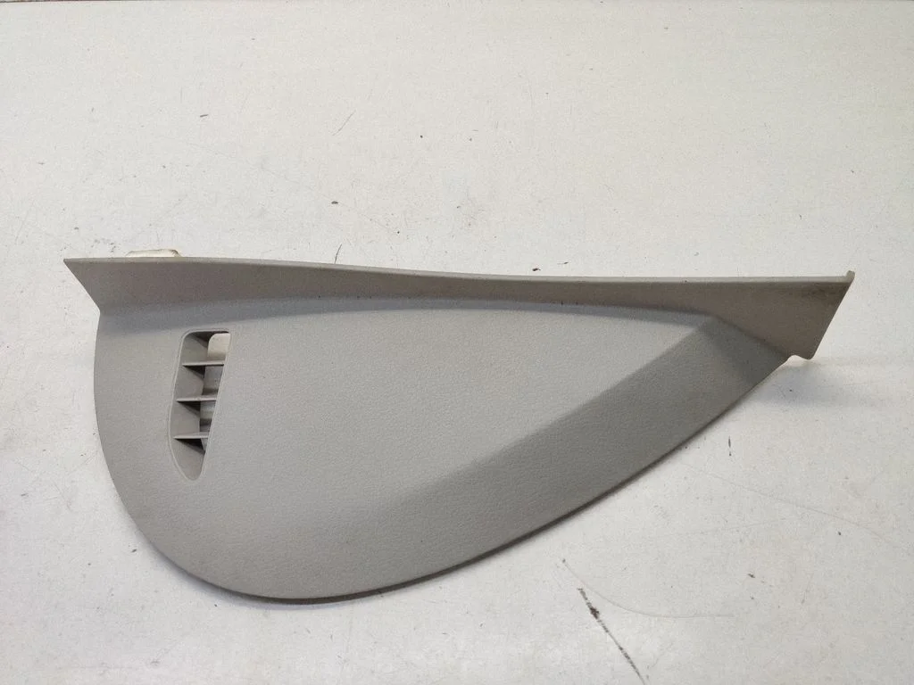 Dashboard side end trim – Chrysler Grand Voyager V (2007-2015)