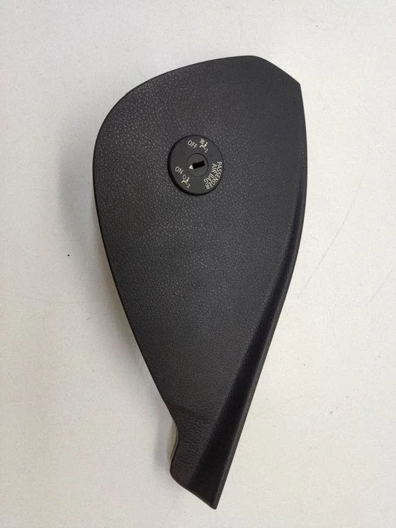 Dashboard side end trim 9209790