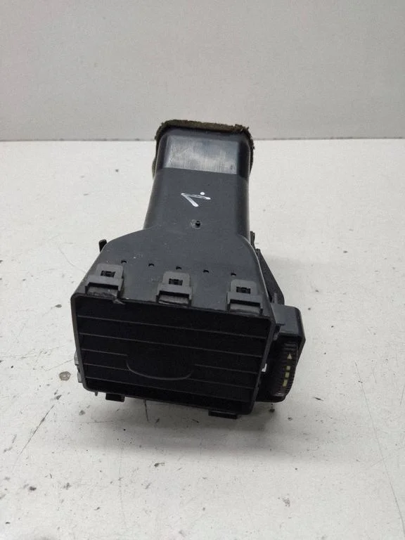 Boczne kratki nawiewu DN14078