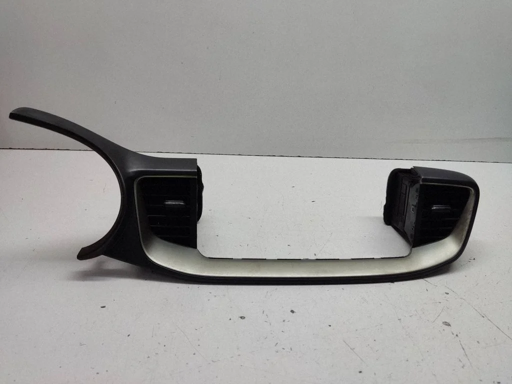 Sānu gaisa restītes – KIA Ceed (2018-)