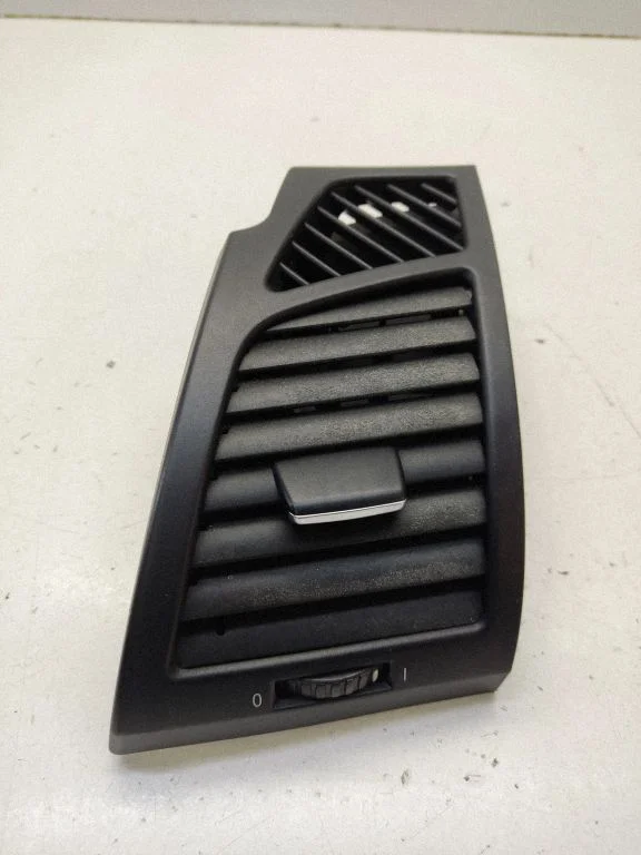 Dashboard side air vent grill/cover trim 7059187