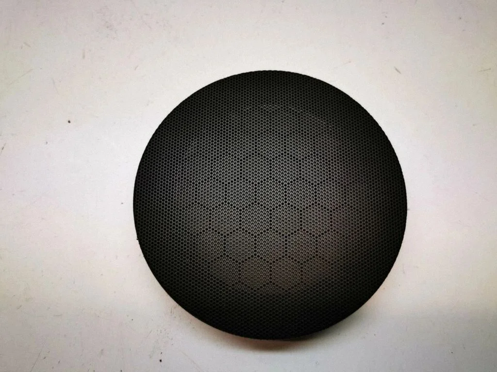Side speaker trim/cover QUZ93TRAA