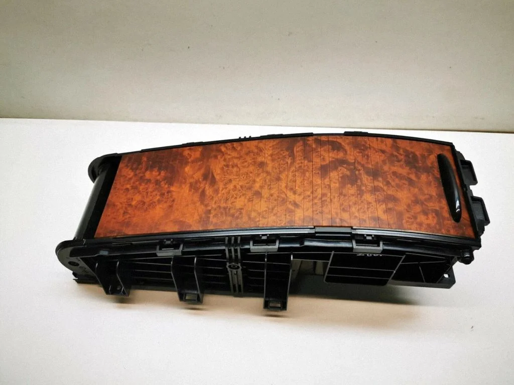 Glove box central console – Mercedes-Benz CLS-Class C219 (2003-2011)