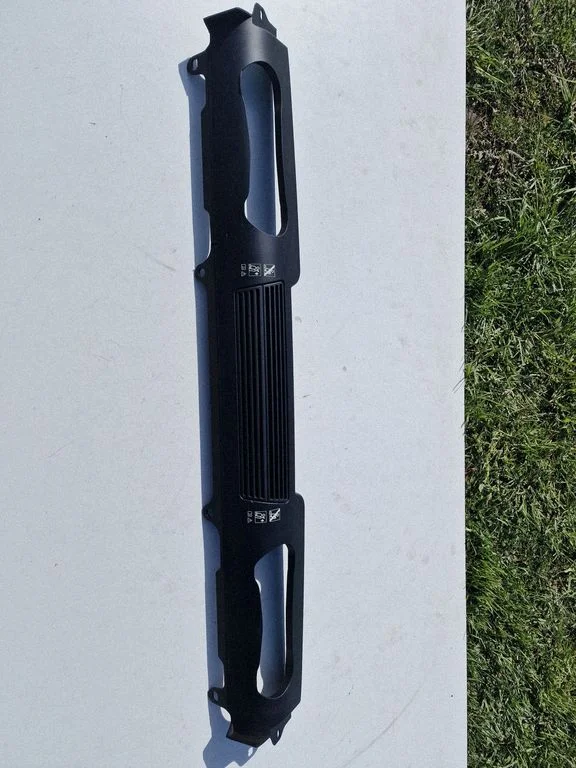 Rear air vent grill – BMW 1 Series E82 E88 (2007-2014)