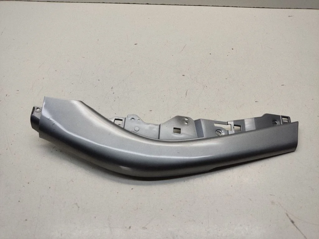 Center console decorative trim 8011A0693