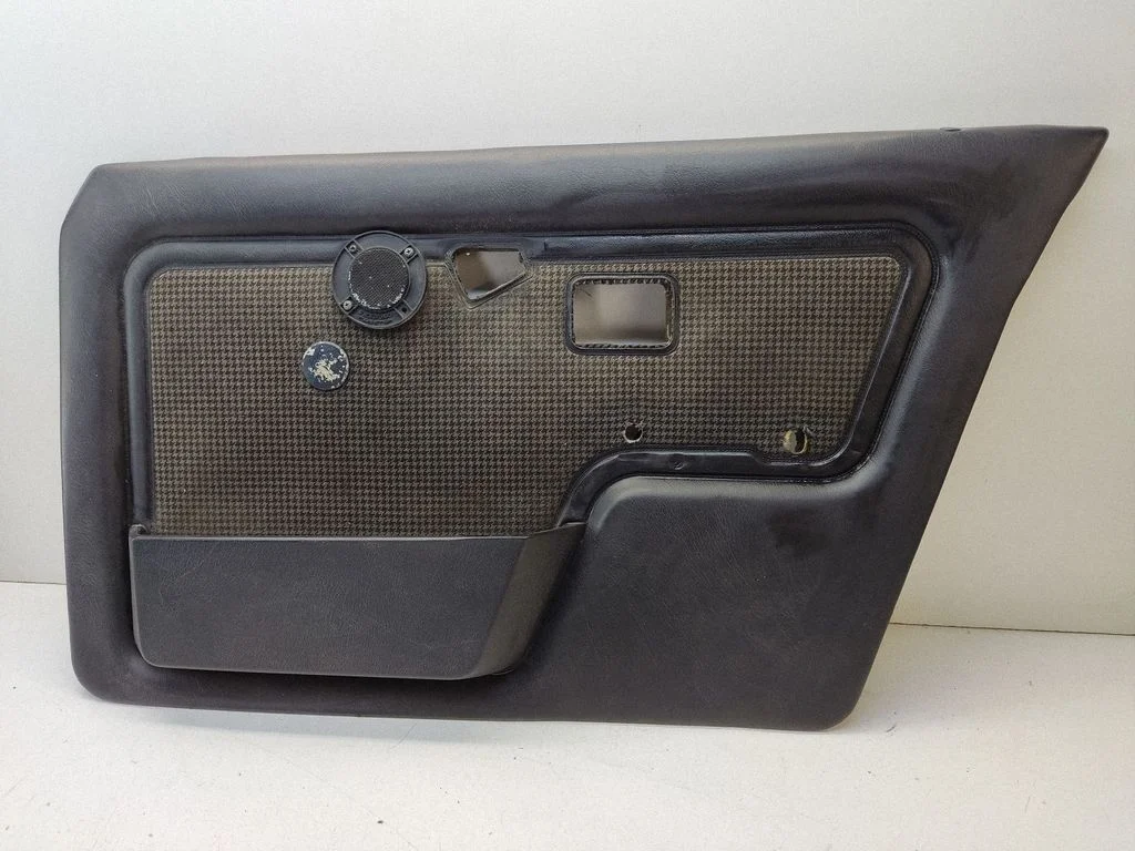 Eesmiste uste sisevooder – BMW 3-seeria E30 (1983-1994)