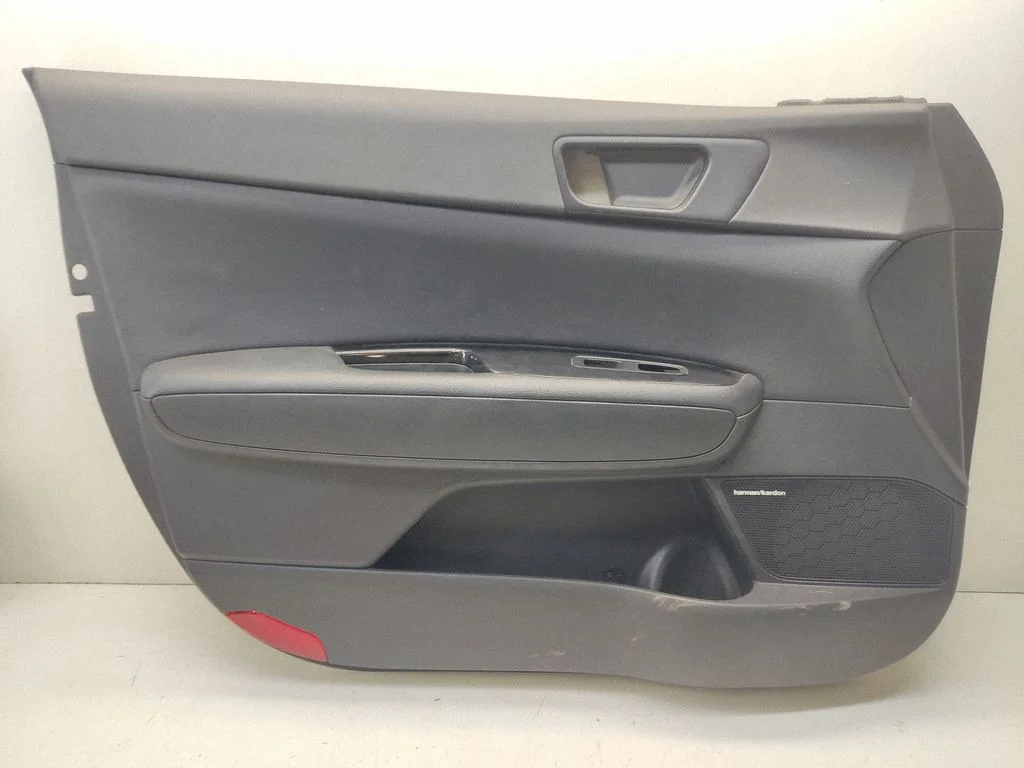 Front door card panel trim – KIA Optima (2015-2020)
