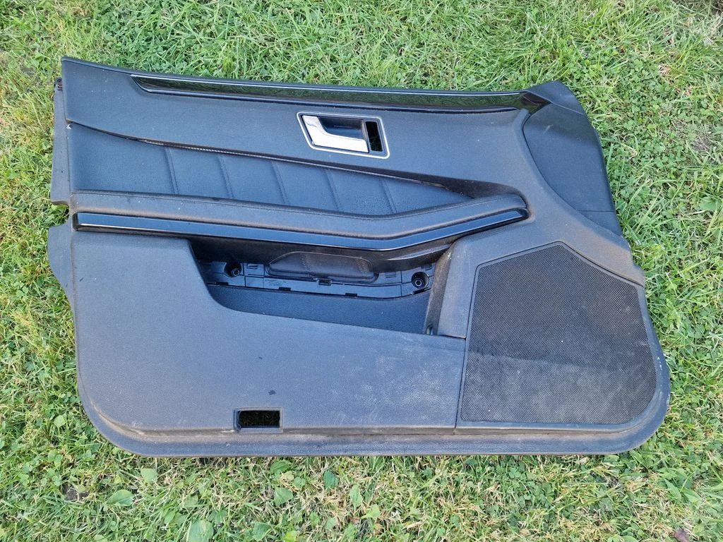 Front door card panel trim 2127201770