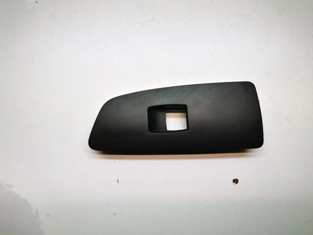 Other front door trim element 6970247