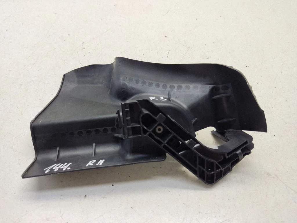Other front door trim element – Mercedes-Benz R-Class W251 (2005-2013)