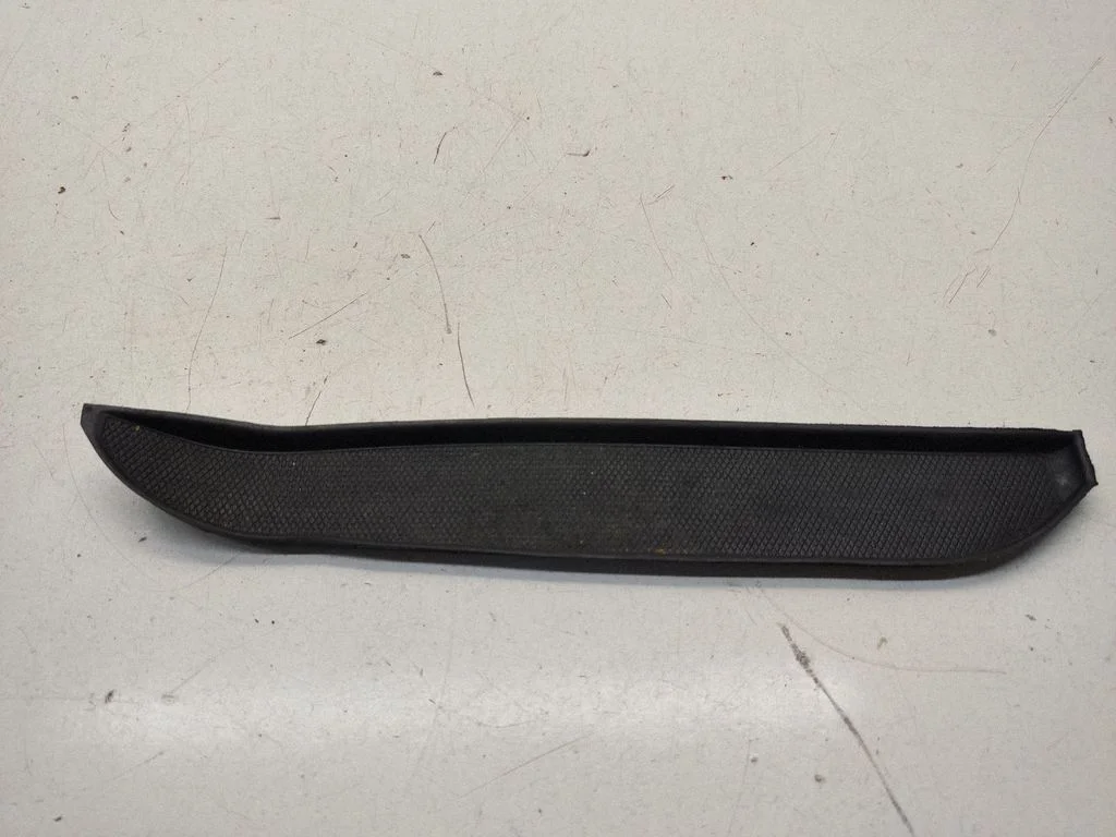 Other front door trim element – Mercedes-Benz R-Class W251 (2005-2013)