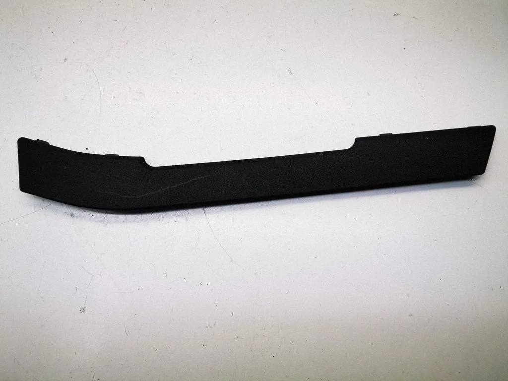 Muu eesmise ukse viimistluse osa – Mercedes-Benz E-klass W212 (2009-2016)