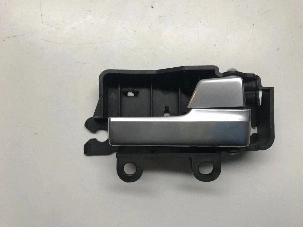 Front door interior handle – Ford Focus C-MAX (2003-2010)