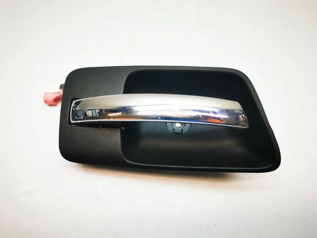 Front door interior handle