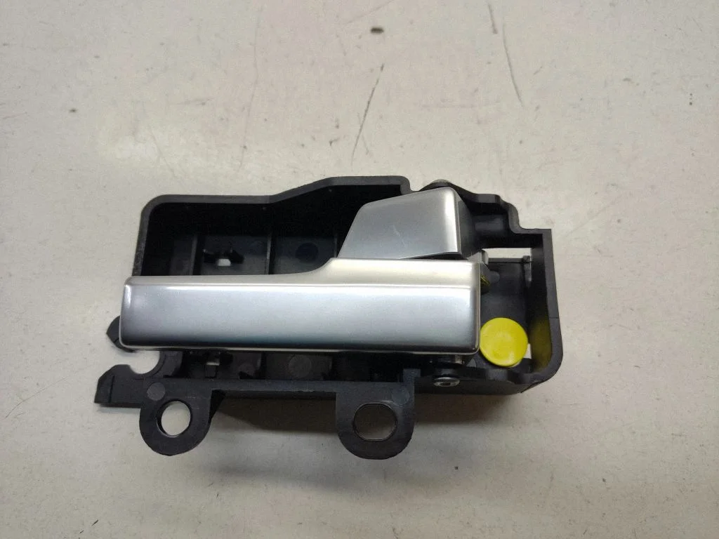 Front door interior handle – Ford Focus C-MAX (2003-2010)