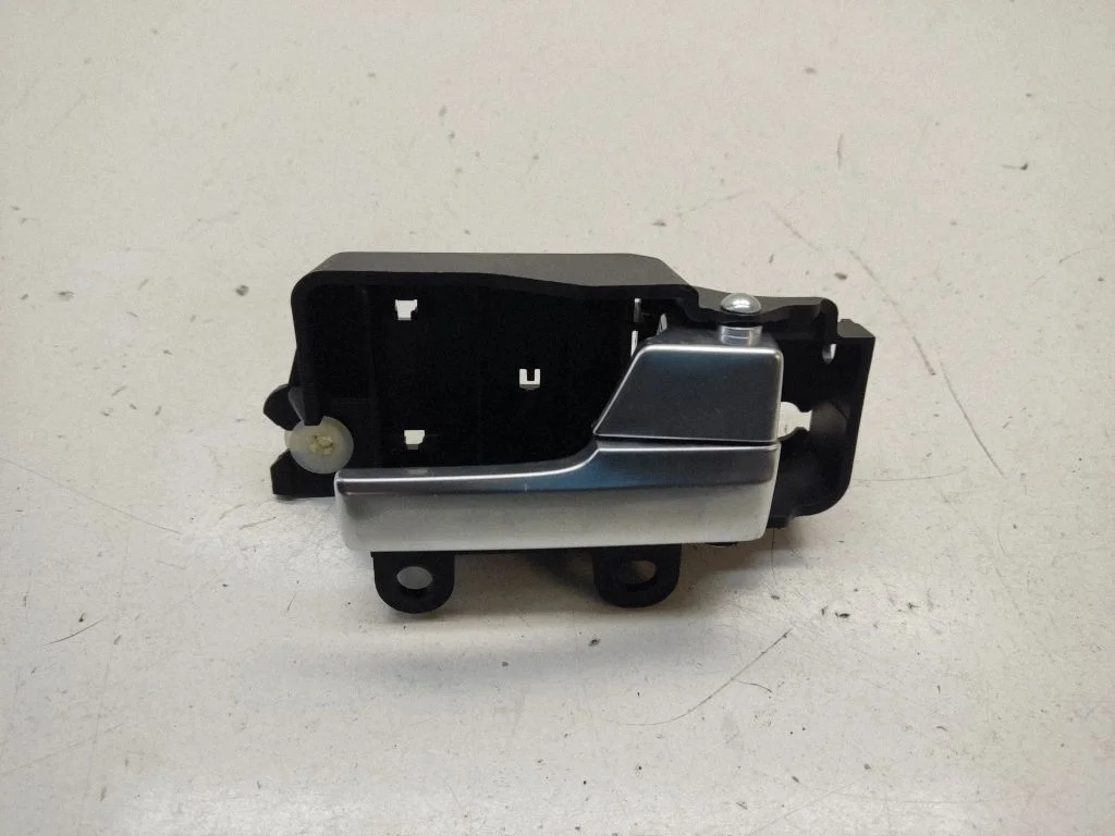 Front door interior handle – Ford Focus C-MAX (2003-2010)