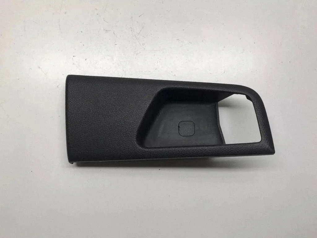 Rear door handle trim – KIA Sportage (2005-2010)
