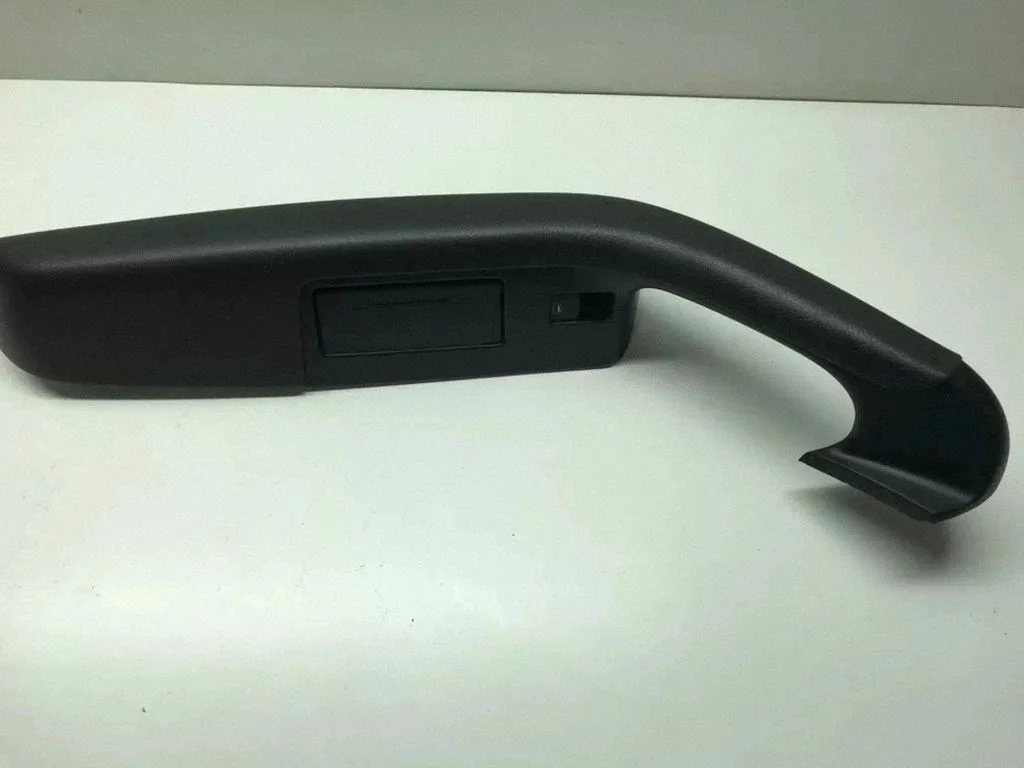 Rear door handle trim – Audi A6 Allroad C6 (2006-2011)
