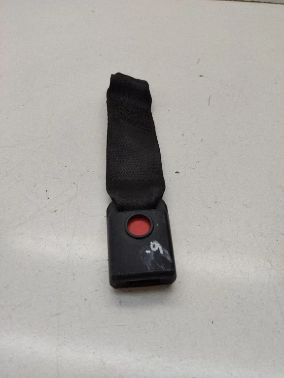 Rear seatbelt buckle 603853800B