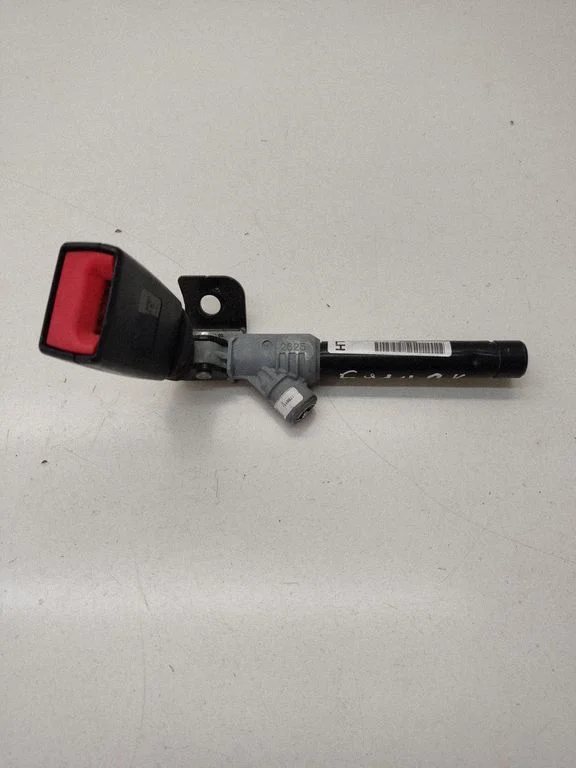 Rear seatbelt buckle 606901300