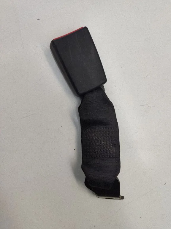 Keskmise turvavöö pannal (tagumine) – BMW 5-seeria E60 E61 (2004-2010)