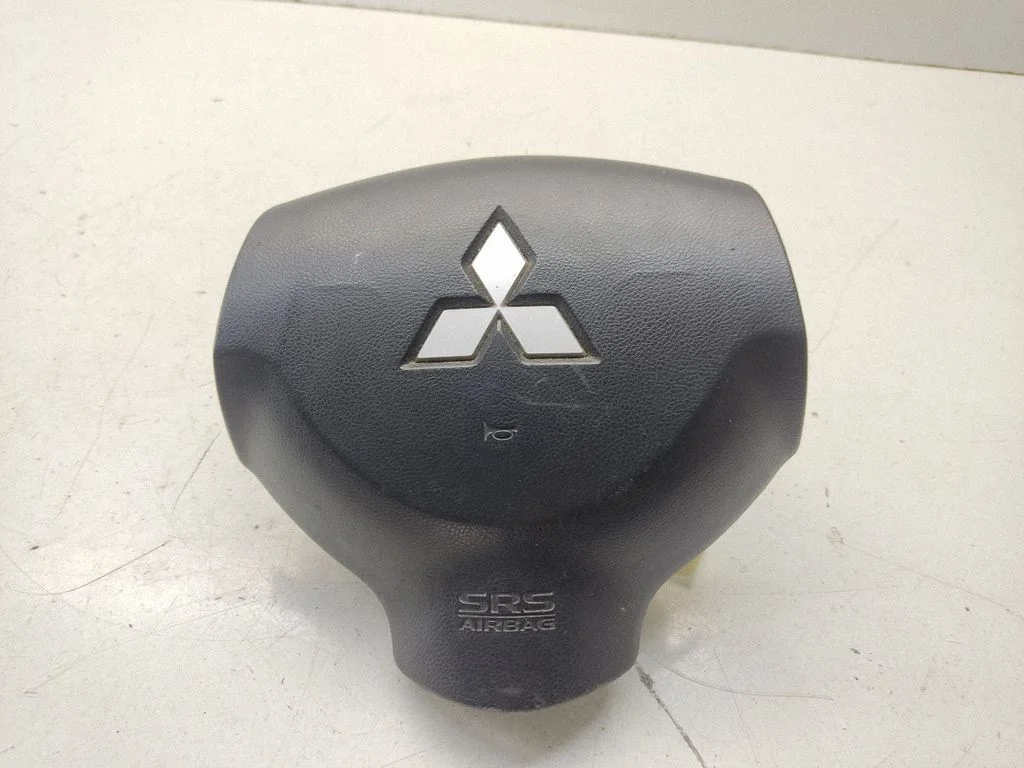 Steering wheel airbag 7030A088