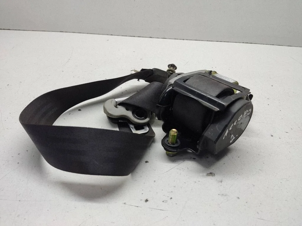 Front seatbelt – Honda Accord (2003-2007)