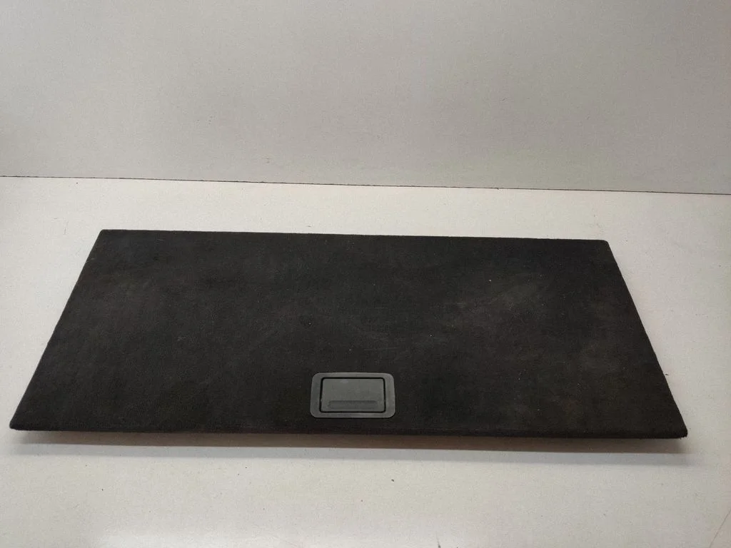 Trunk/boot floor carpet liner – BMW 5 Series E34 (1988-1996)