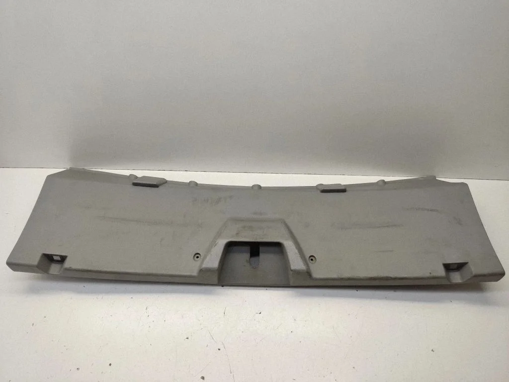 Trunk/boot sill cover protection 0UM60XDBAE