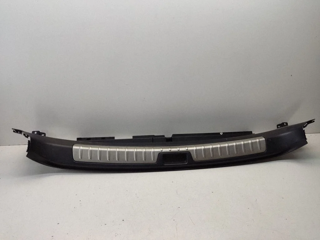 Pagasiruumi läve kaitseviimistlus – BMW X6 E71 (2008-2014)