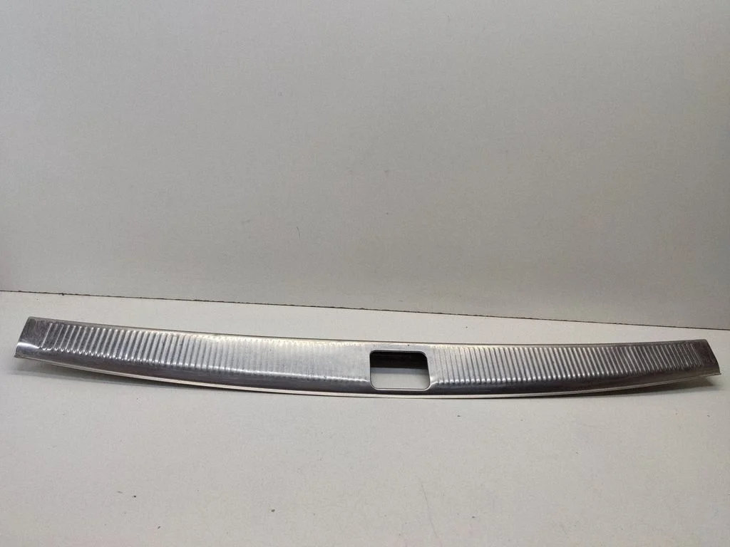Trunk/boot sill cover protection 4B9864483A