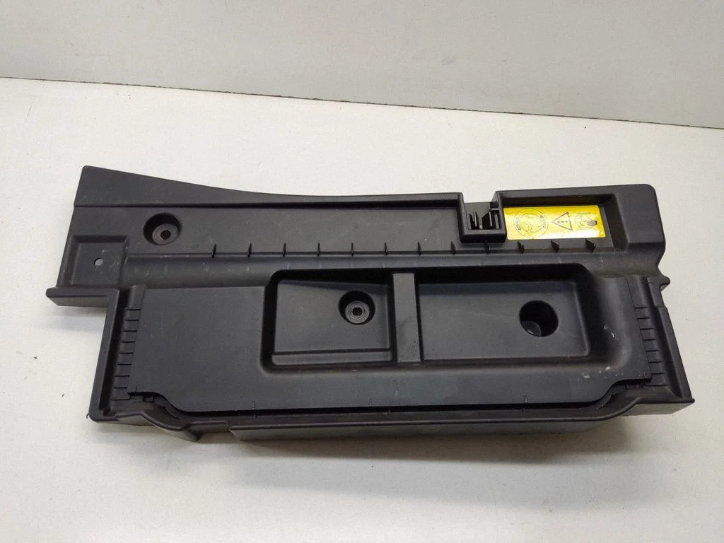 Other trunk/boot trim element 7010335