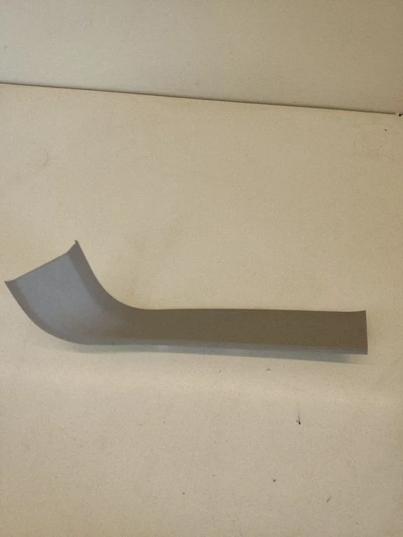 Tailgate/trunk side cover trim – BMW 3 Series E90 E91 (2005-2012)