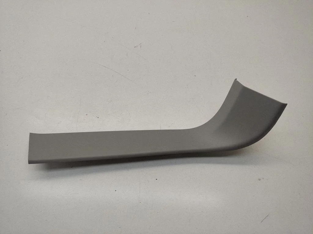 Tailgate/trunk side cover trim – BMW 3 Series E90 E91 (2005-2012)