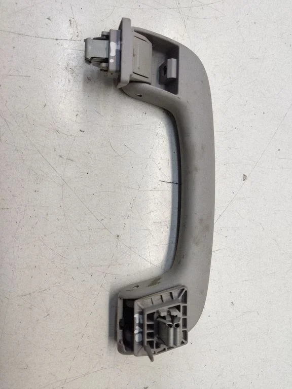 Front interior roof grab handle – BMW 5 Series F10 F11 (2009-2016)