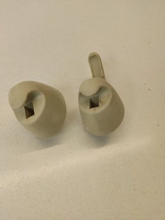 Päikesesirmi kinnitusklamber – Mini Cooper Countryman R60 (2011-2016)