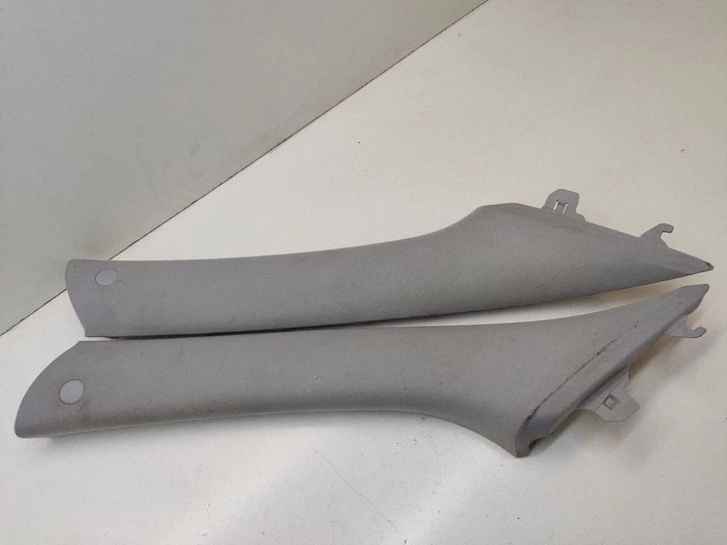 (A) pillar trim – KIA Sportage (2005-2010)