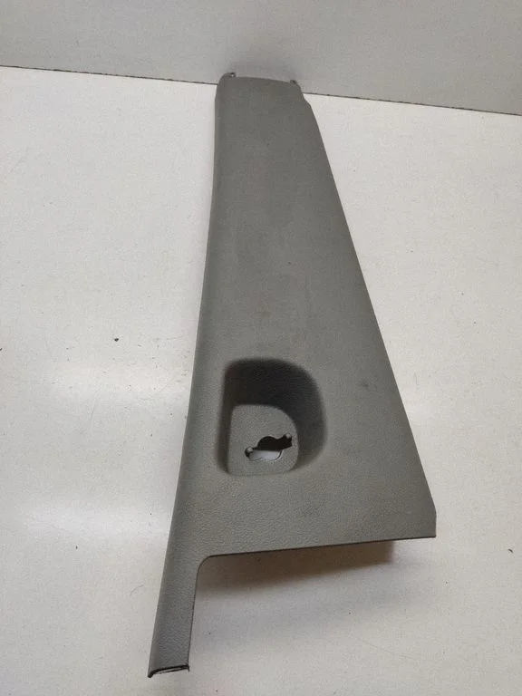 (B) pillar trim (bottom) 8200110382