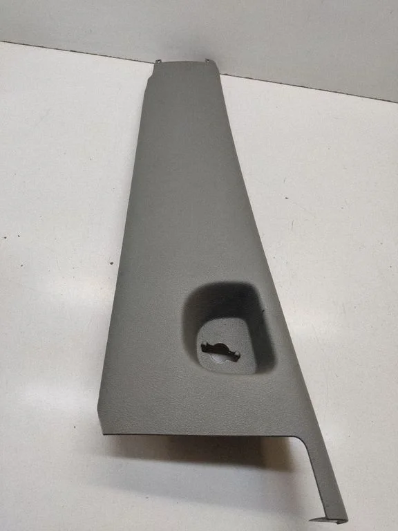 (B) pillar trim (bottom) 8200110381