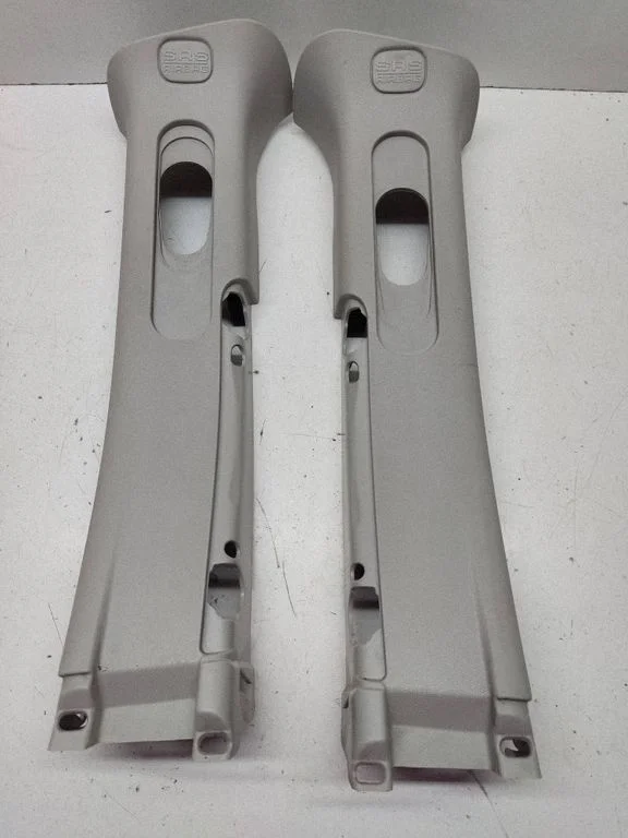 (B) pillar trim (top) P0ZR26ES3AE