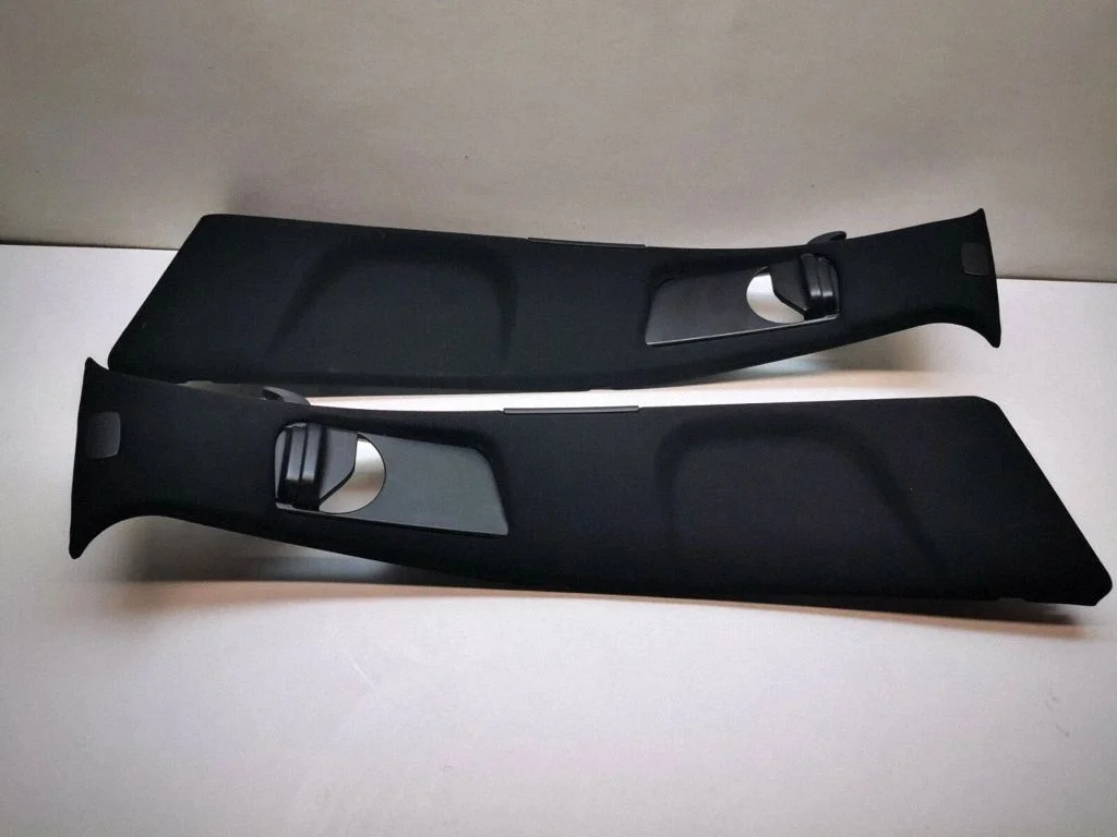 (B) pillar trim (top) A2216921222