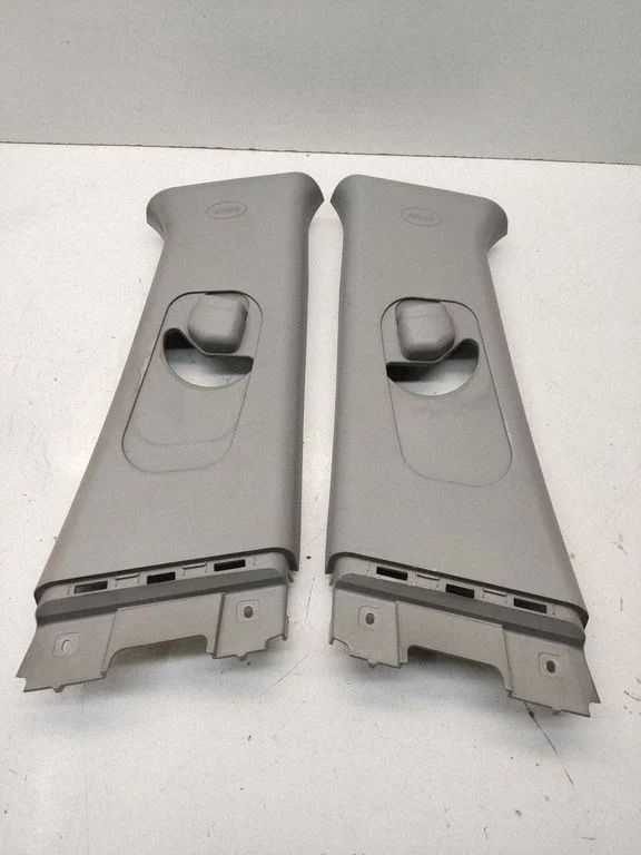 (B) pillar trim (top) 858302T000