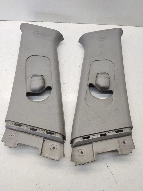 (B) pillar trim (top) 858302T000