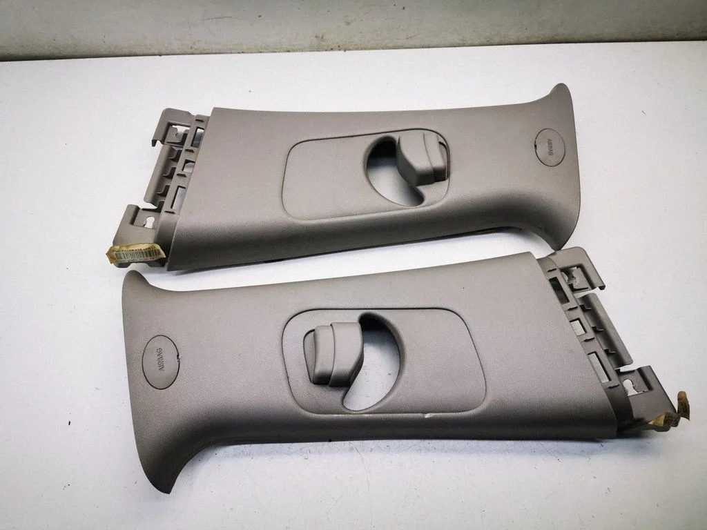 (B) pillar trim (top) – KIA Sportage (2011-2016)
