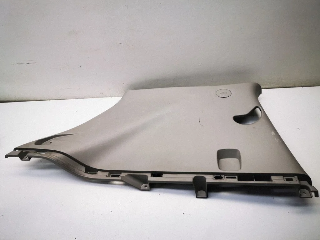 (C) pillar trim – KIA Sportage (2011-2016)