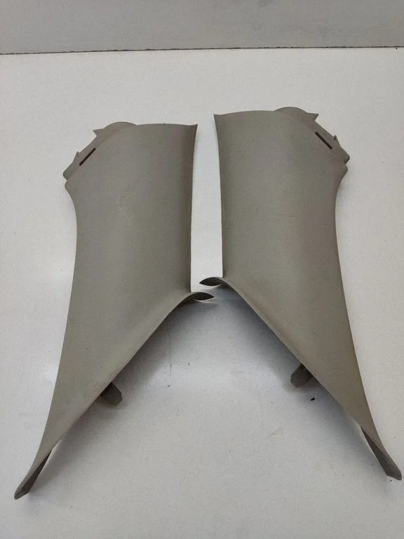 (C) pillar trim 0UM36BD1AC