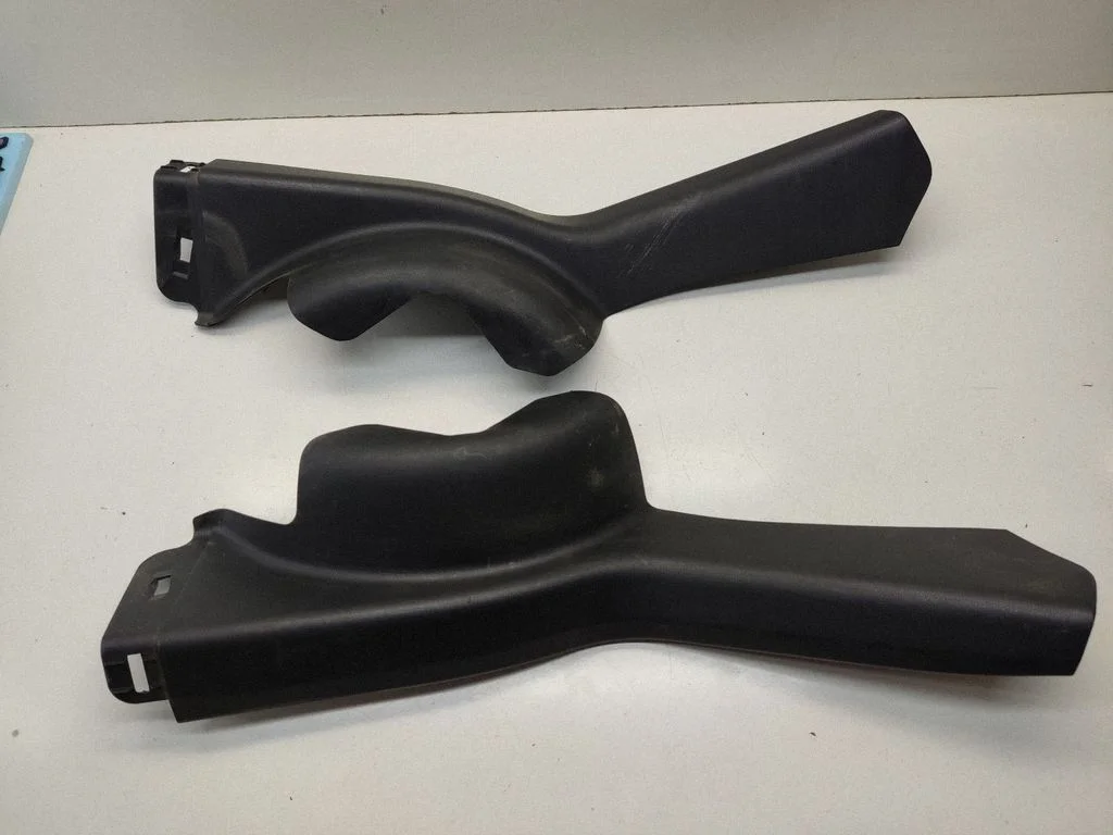 Rear sill trim cover 84950JD100